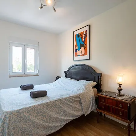 Olivais 2br - Metro & Airport By Perfect Getaway