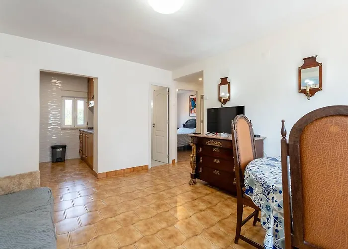 Olivais 2br - Metro & Airport By Perfect Getaway Appartement *