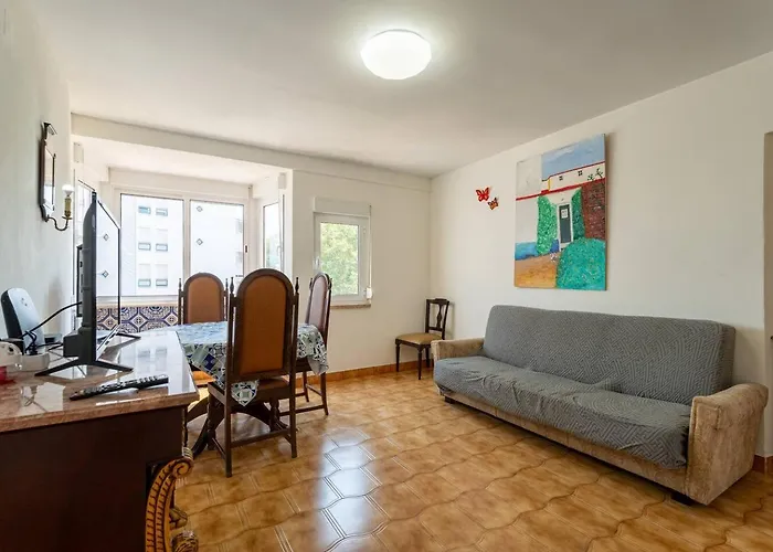 Olivais 2br - Metro & Airport By Perfect Getaway